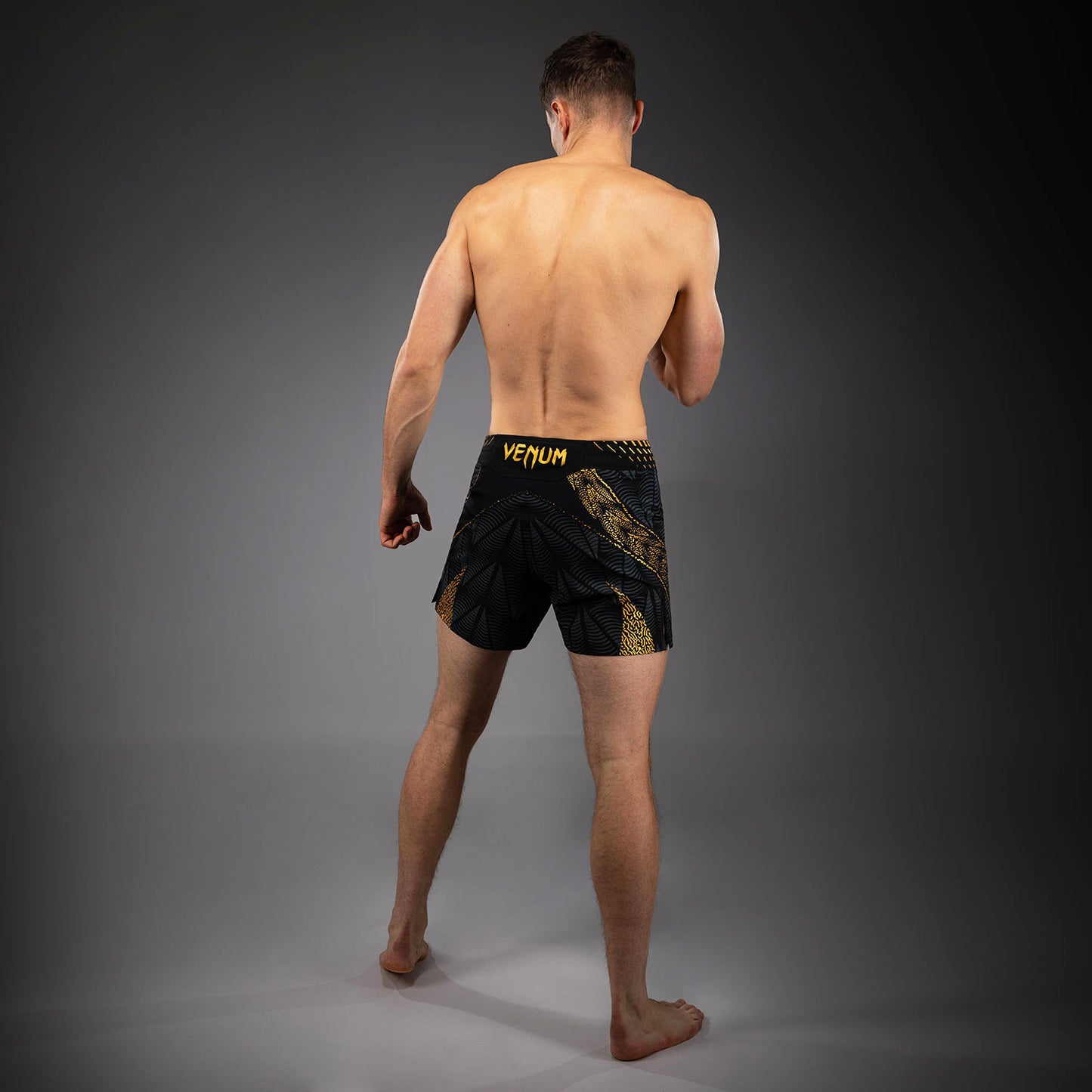 남성용 UFC Zenith by Venum Champion 오센틱 파이트 나이트 핏 파이트 쇼츠