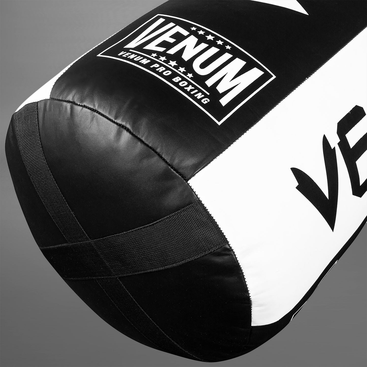 Venum T-Shape 샌드백