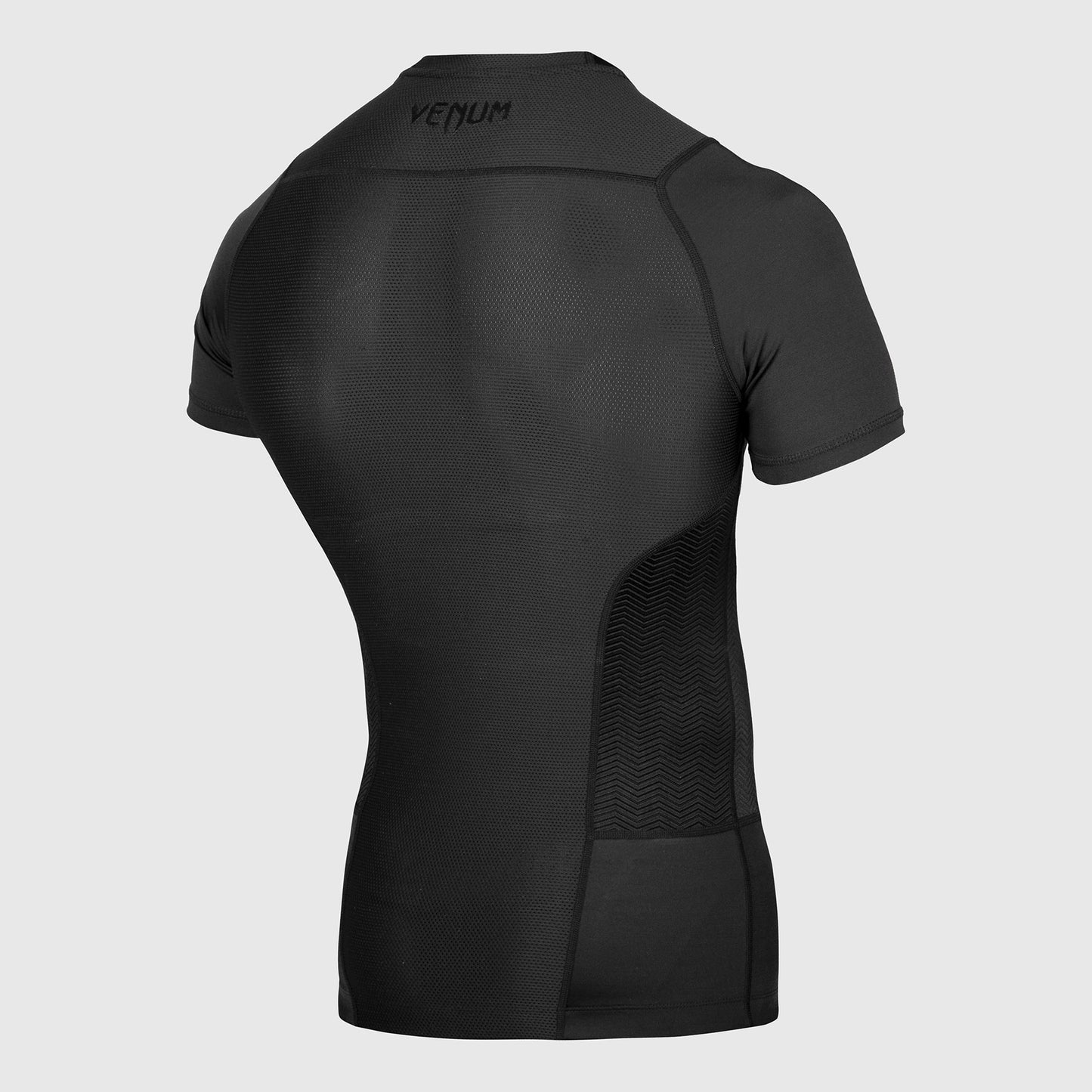 Venum G-Fit 래쉬가드 – 반팔 – 블랙