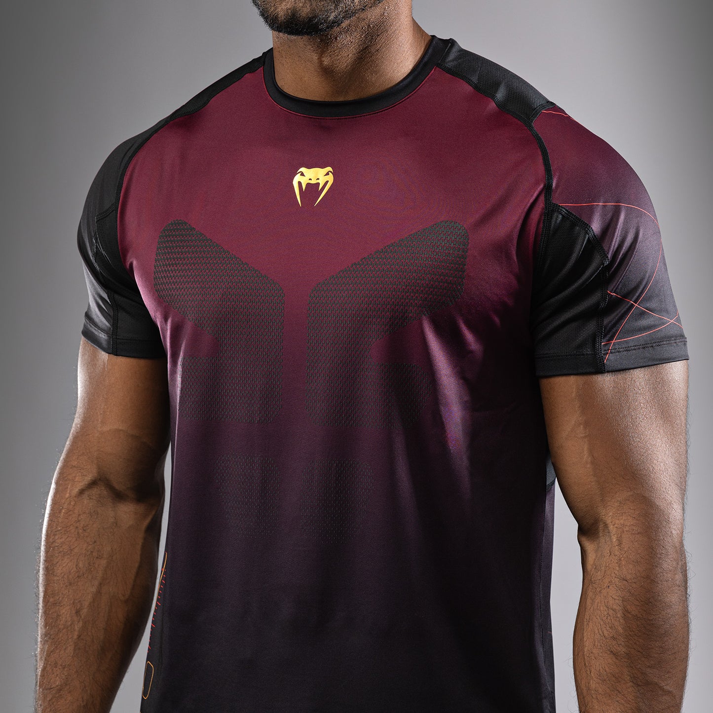 Venum Tactical XT 드라이 테크 티셔츠 – 블랙/버건디/골드