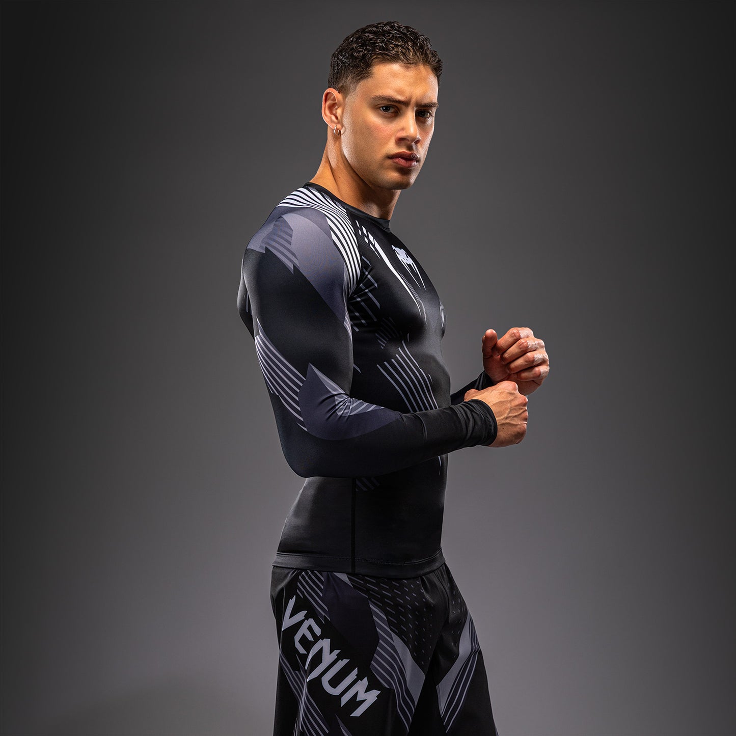 NO-GI 6.0 긴팔 래쉬가드 – 블랙/화이트
