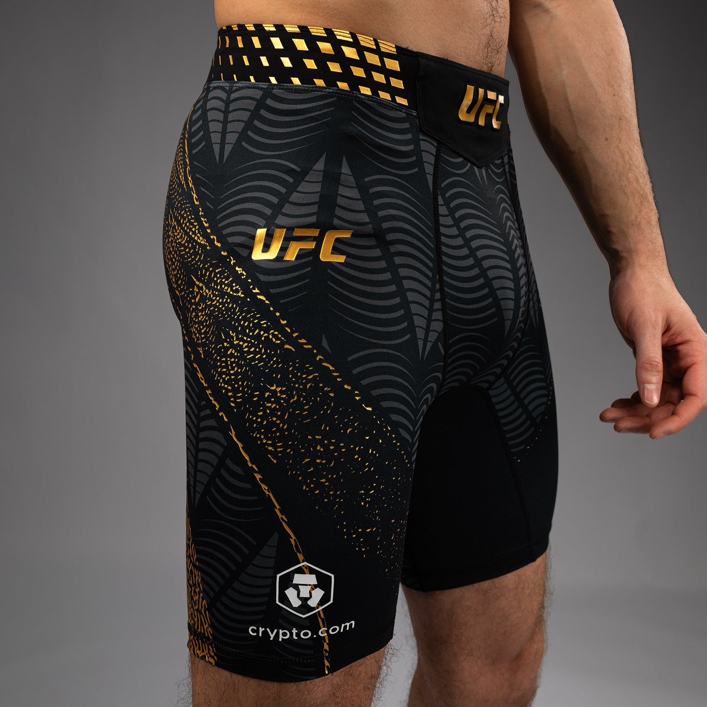남성용 UFC Zenith by Venum Champion 오센틱 파이트 나이트 발리 투도 쇼츠