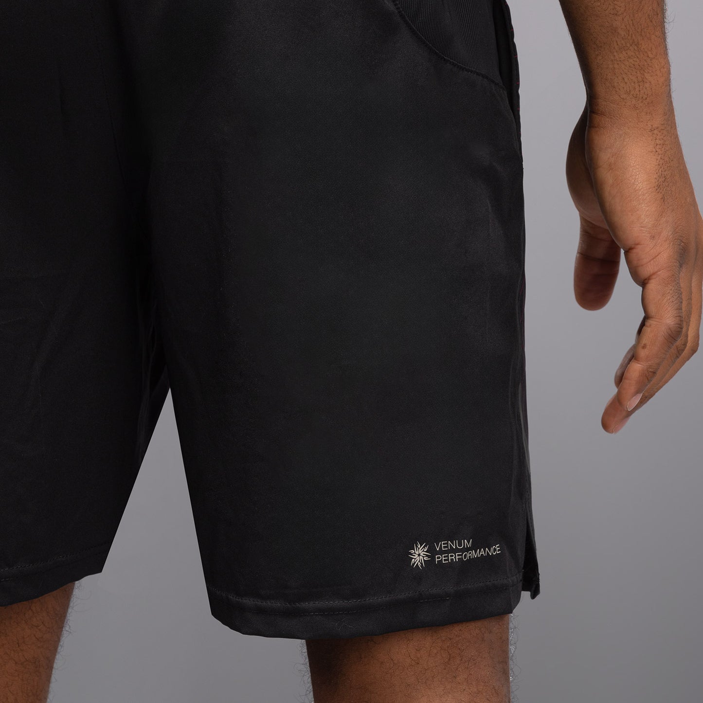 Venum G-Fit Air 남성용 트레이닝 쇼츠 – 딥 블랙/파이어 레드