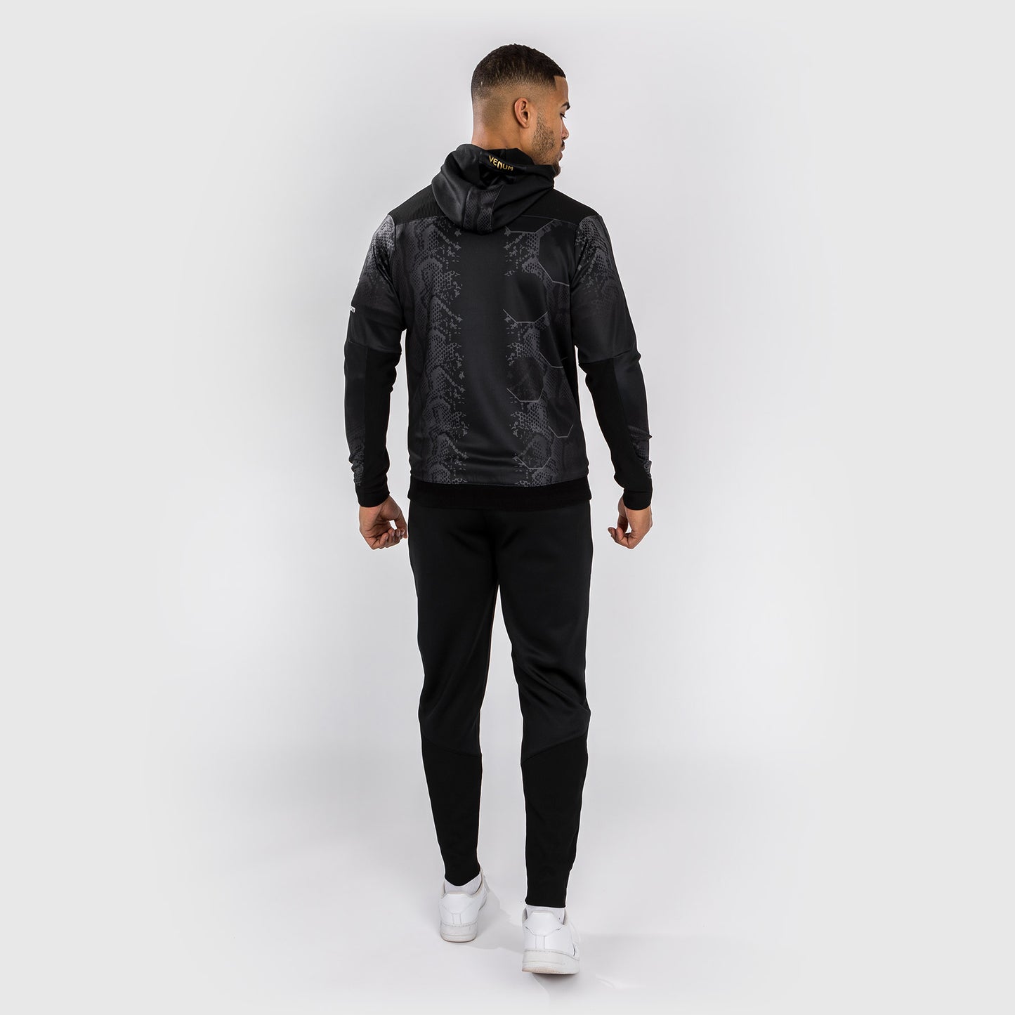 UFC Adrenaline by Venum Authentic Fight Night 남성용 워크아웃 후디 – 챔피언
