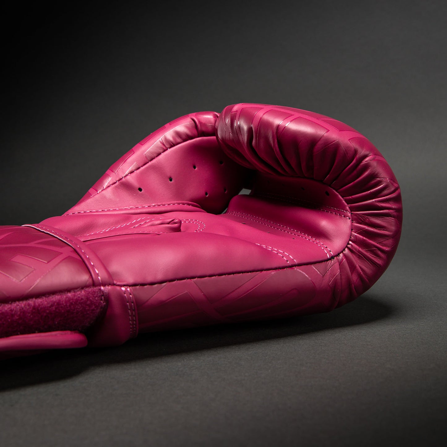 Venum Contender 1.5 XT 3D 복싱 글러브 – 올드 핑크