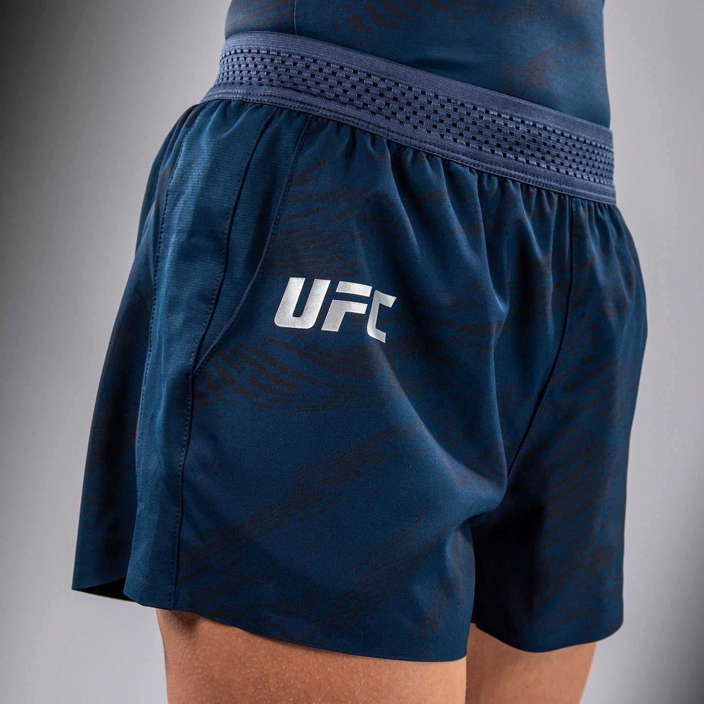UFC Fusion by Venum Fight Week 여성용 퍼포먼스 쇼츠 – 오션 그린