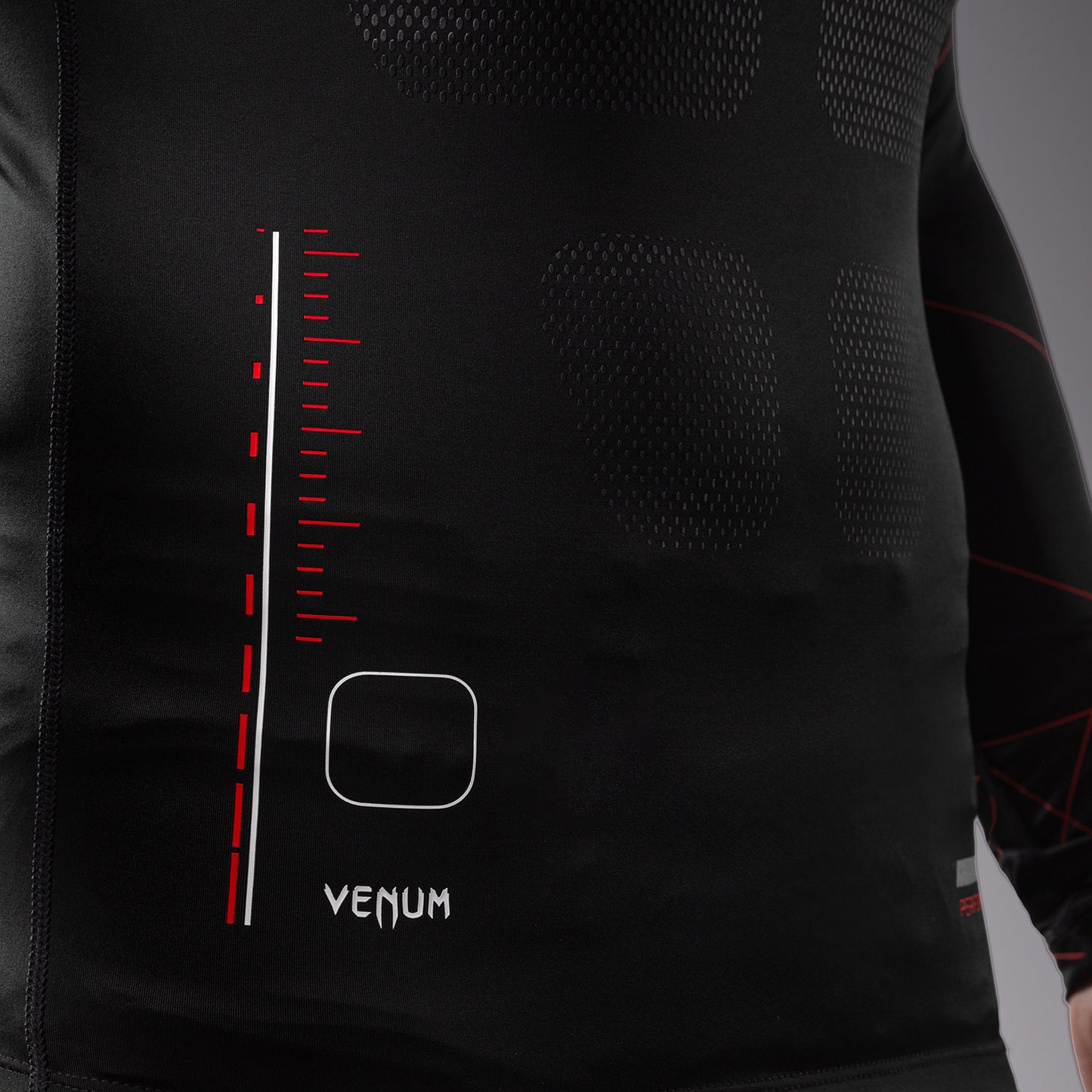 Venum Tactical XT 남성용 긴팔 래쉬가드 – 블랙/파이어 레드
