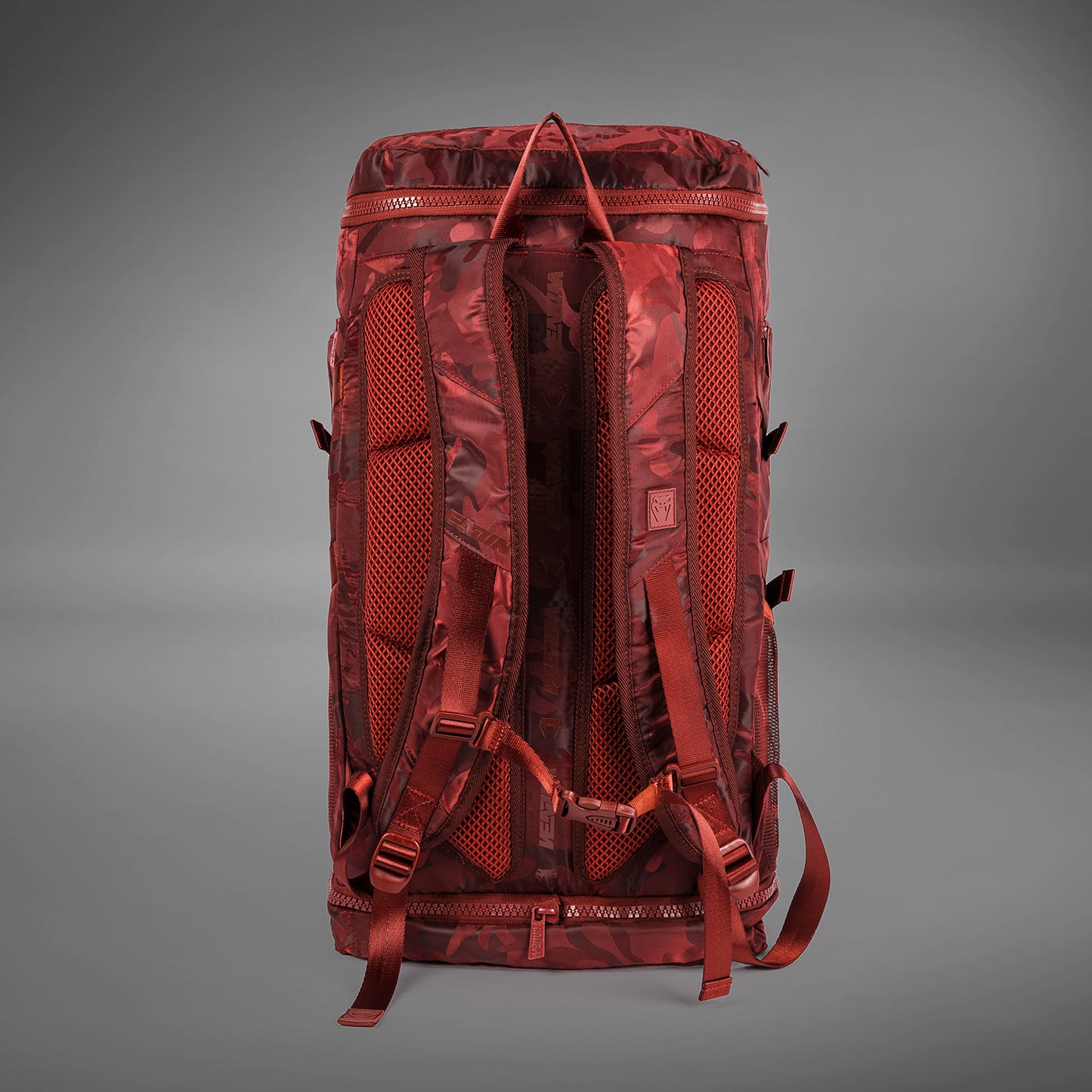 Venum Challenger Xtrem 백팩 (50-63L) – 카모/버건디