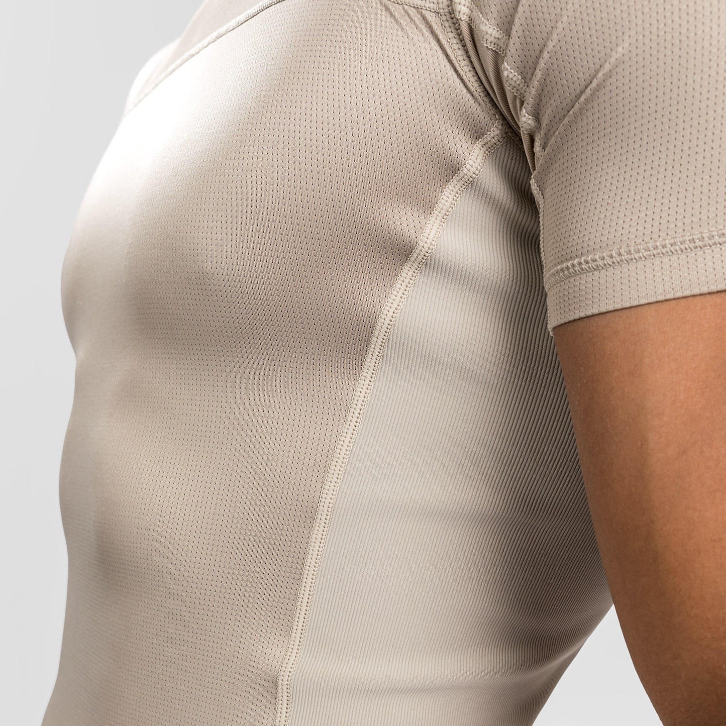 Venum G-Fit Air 래쉬가드 반팔 – 샌드