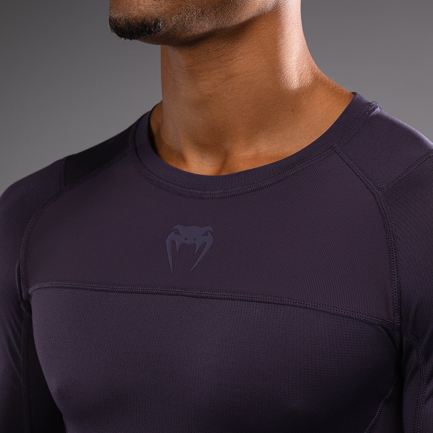 Venum G-Fit Air 남성용 긴팔 래쉬가드 – 다크 퍼플