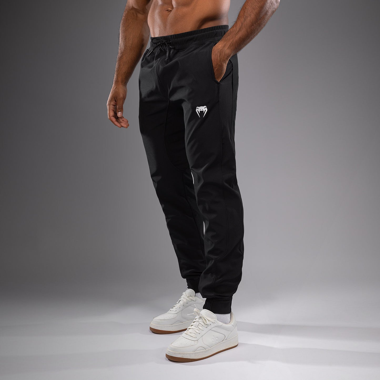 Venum Tactical XT 조깅 팬츠 – 블랙/파이어 레드