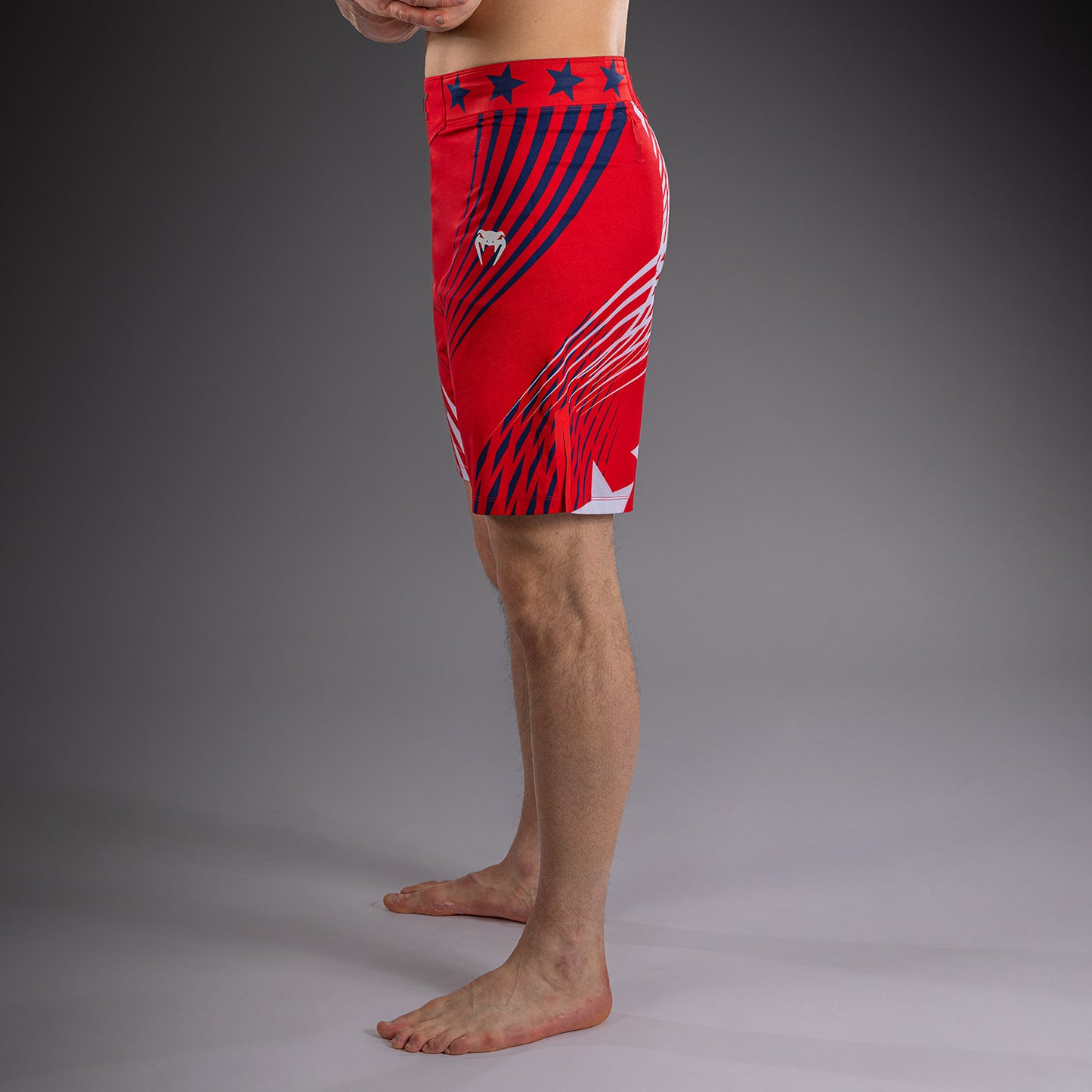 Official UFC Freedom 250 by Venum 남성용 Authentic Fight Night 파이트 쇼츠 쇼트 핏 - 레드
