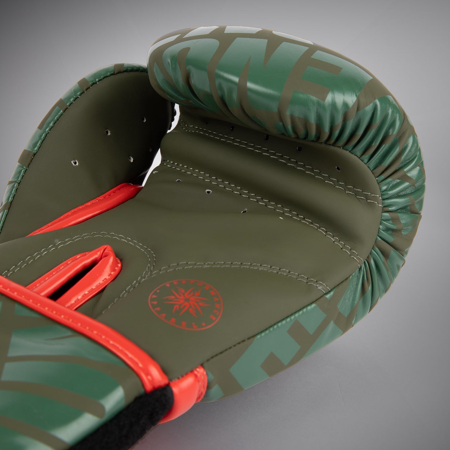 Venum Contender 1.5 XT 키즈용 복싱 글러브 – 아미 그린