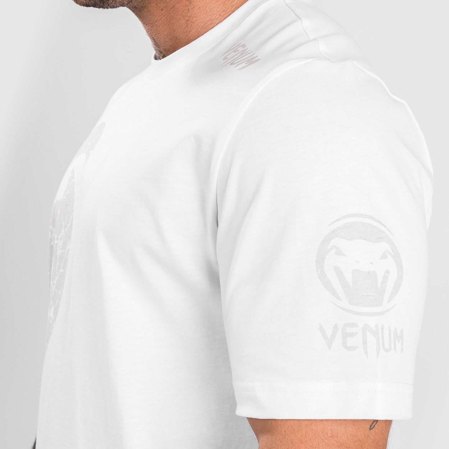 Venum Giant 레귤러 핏 티셔츠 - 화이트