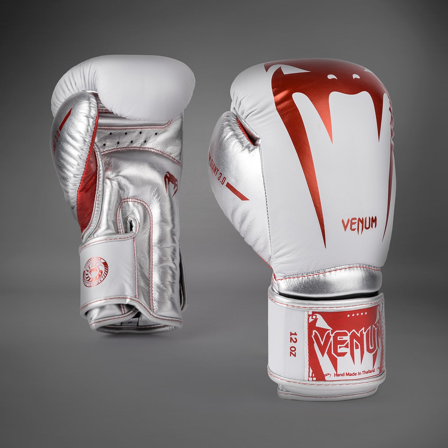 Venum Giant 3.0 복싱 글러브 – 레드/실버 – 스페셜 에디션