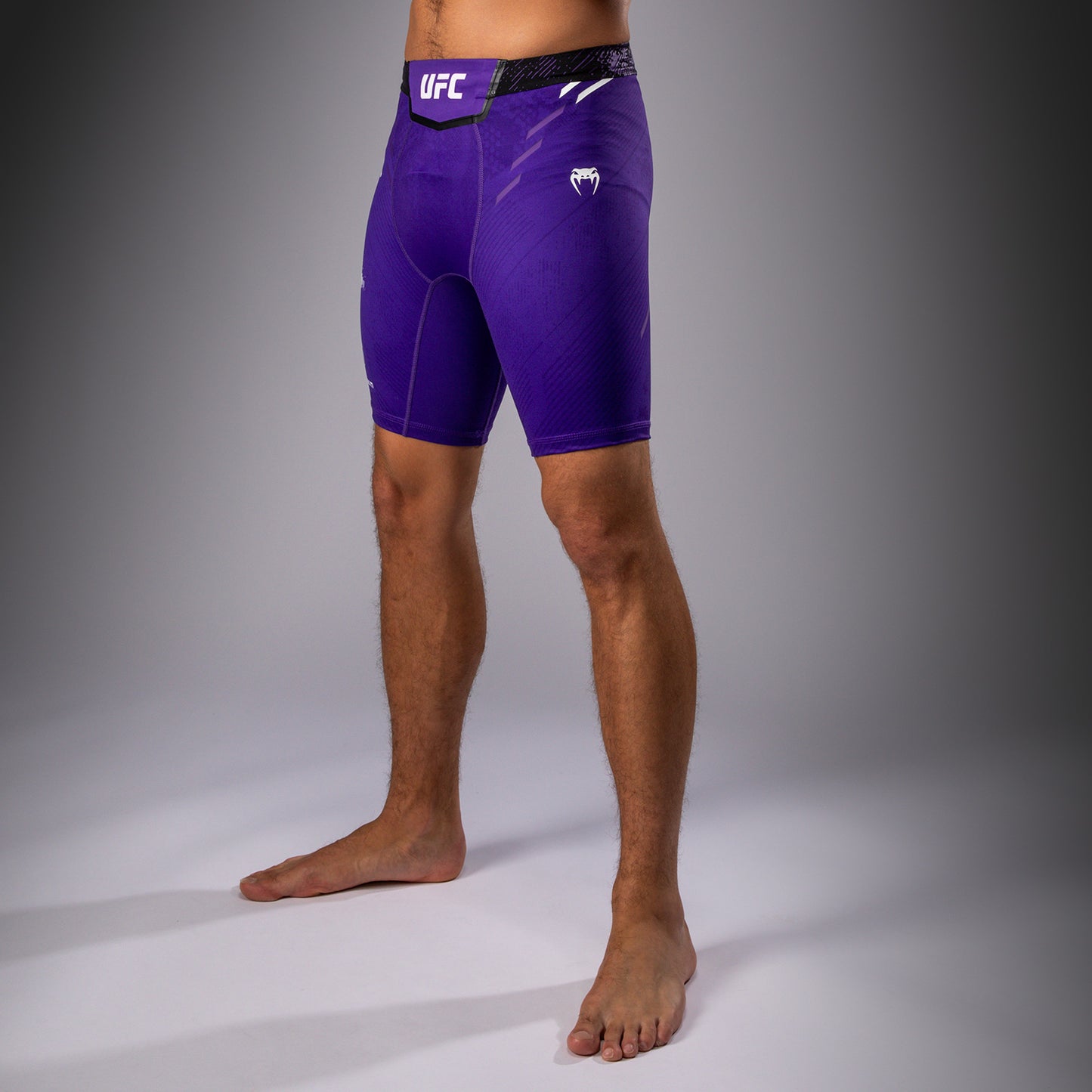 UFC Adrenaline by Venum Authentic Fight Night 남성용 발리 투도 쇼츠 – 퍼플
