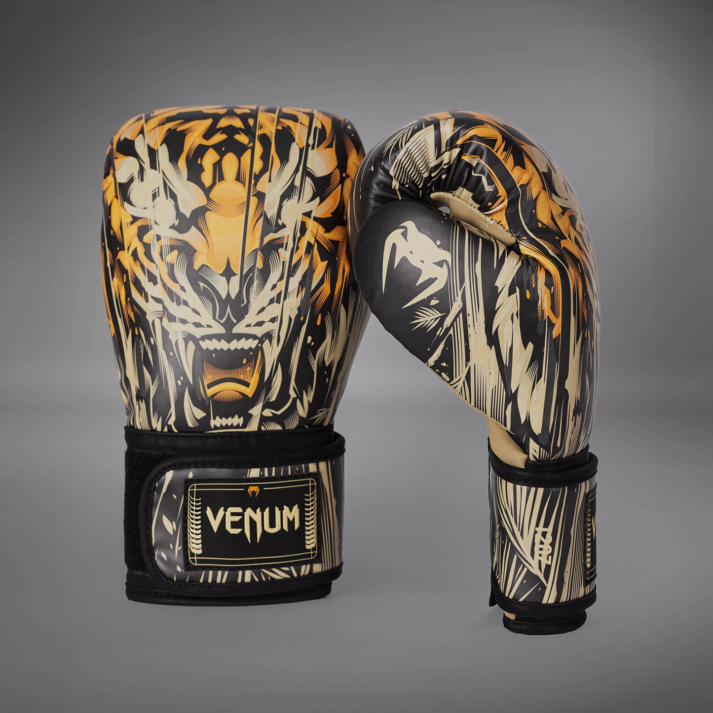 Venum Tiger 복싱 글러브 – 블랙/네온 오렌지
