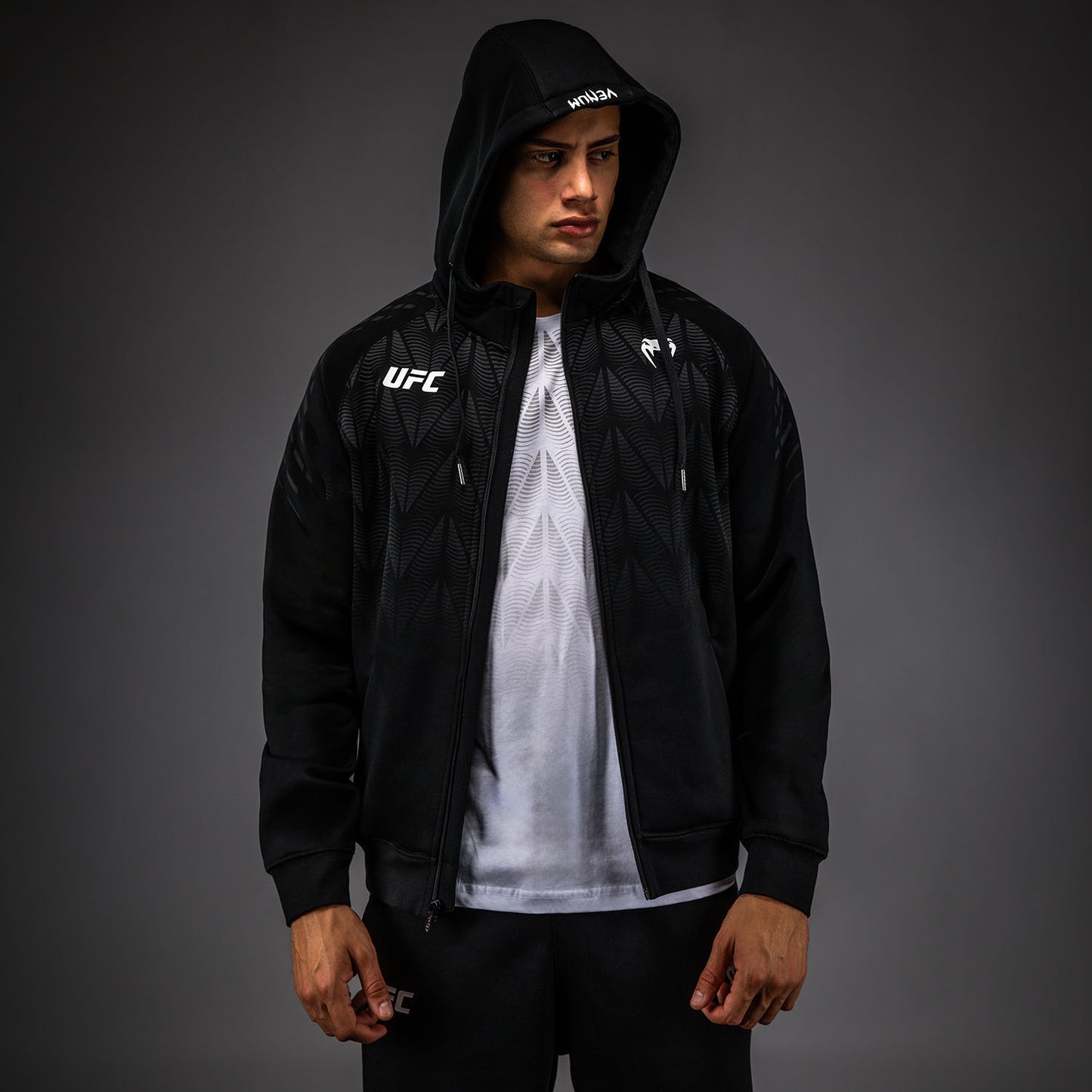 Men’s UFC Zenith by Venum 레플리카 블랙 집업 후디