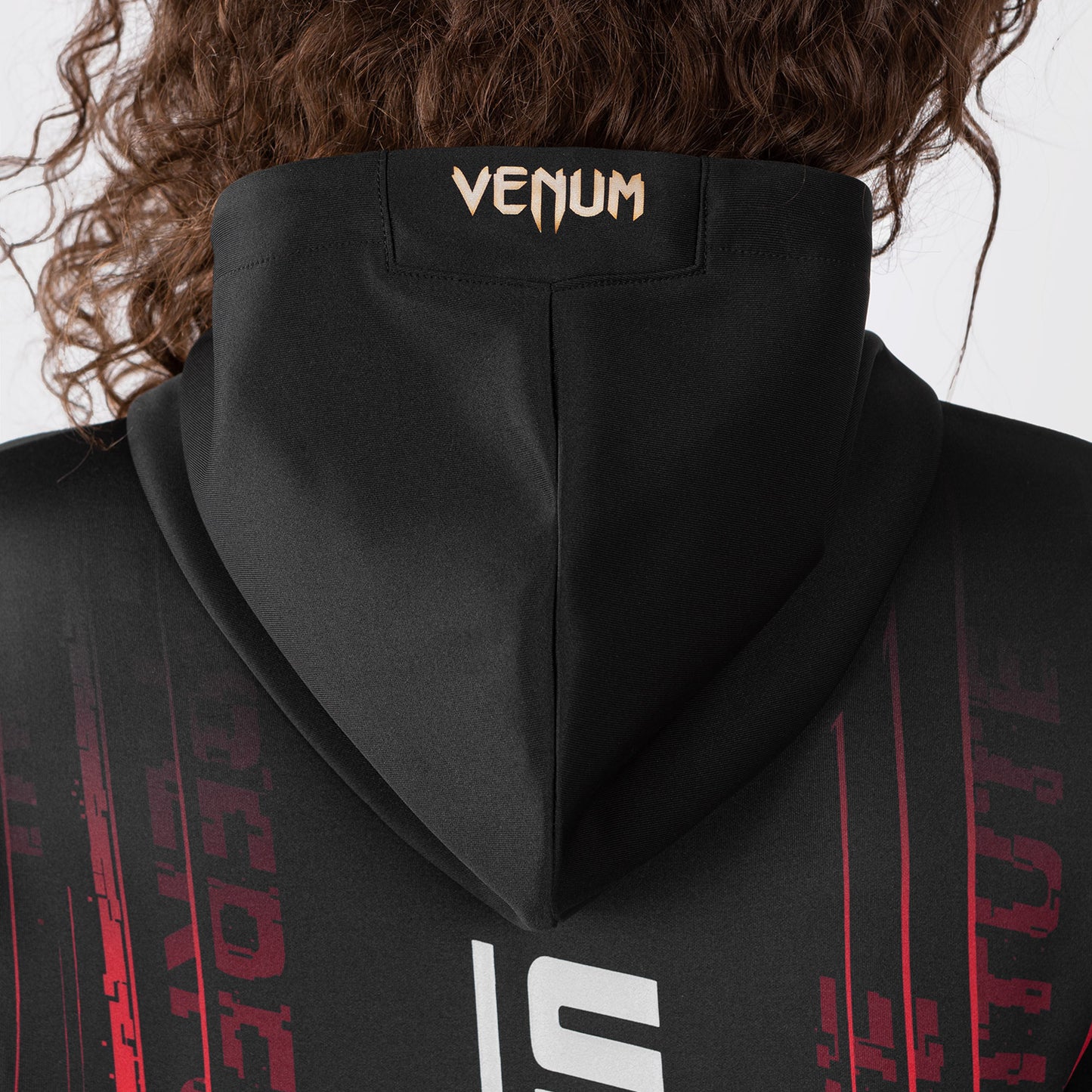 UFC Venum Performance Institute 2.0 여성용 집업 후디 – 블랙/레드