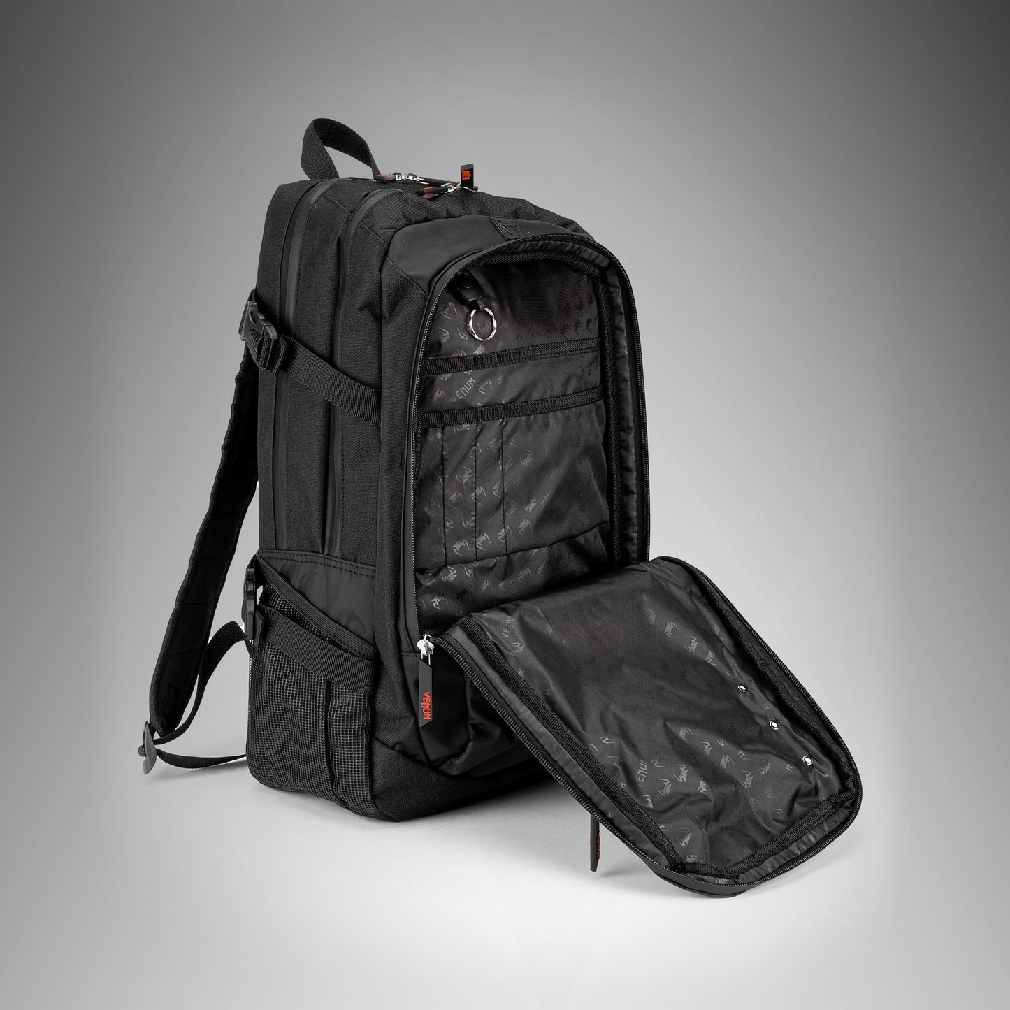 Venum Challenger Pro Evo 백팩 (20-25L) – 블랙/레드