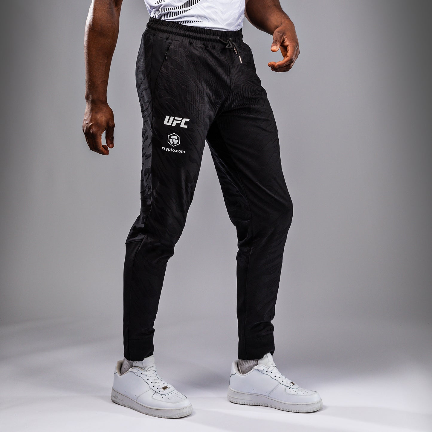 UFC Fusion by Venum Authentic Fight Night 남성용 워크아웃 팬츠 – 블랙