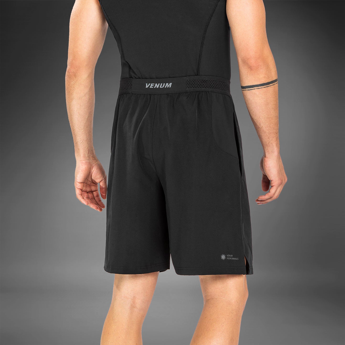 Venum G-Fit Air 트레이닝 쇼츠 – 블랙
