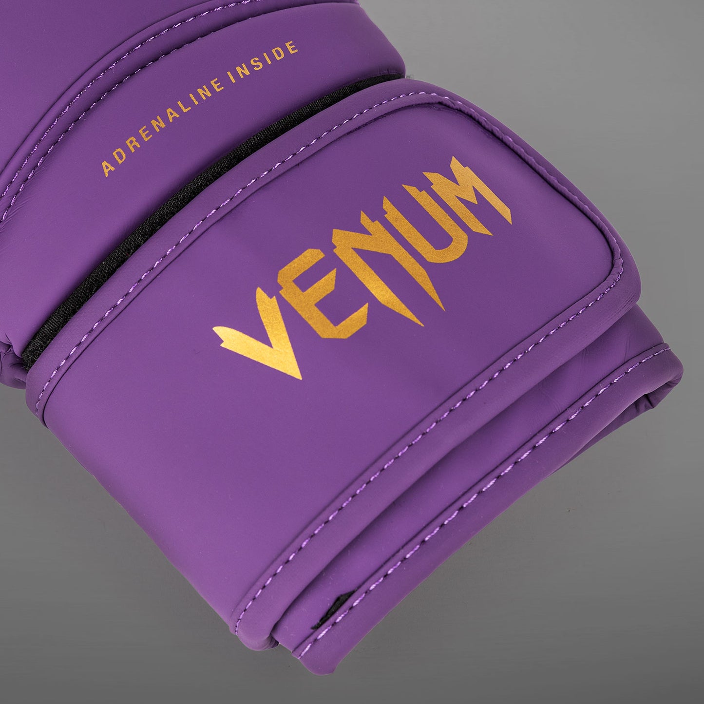 Venum Contender 1.5 복싱 글러브 – 다크 퍼플