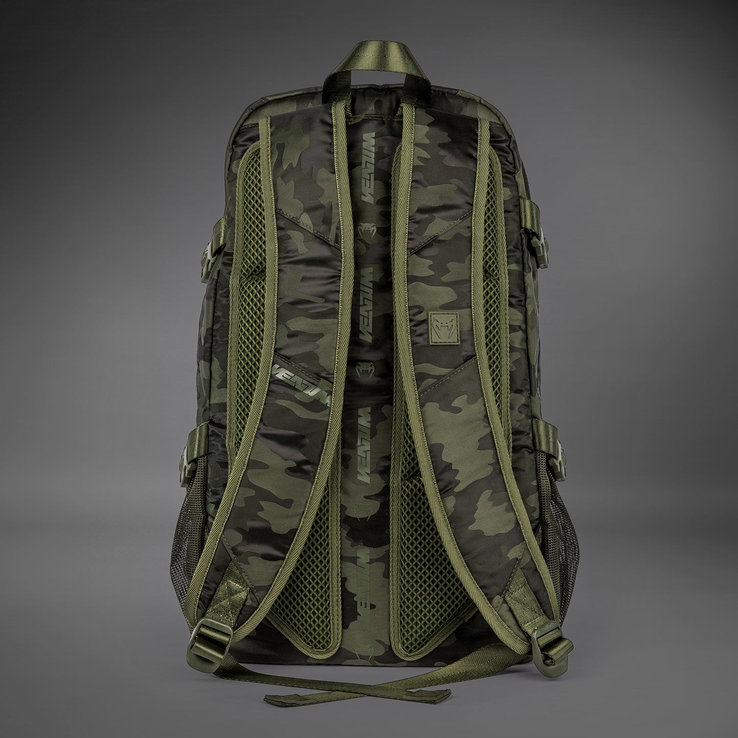Venum Challenger Pro 백팩 (20-25L) – 카키/카모