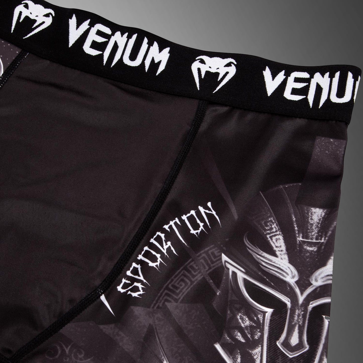 Vale Tudo 발리 투도 쇼츠 Venum Gladiator 3.0 – 블랙/화이트