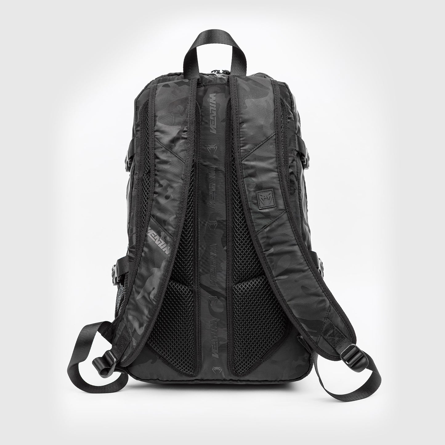 Venum Challenger Pro 백팩 (20-25L) – 블랙/다크 카모