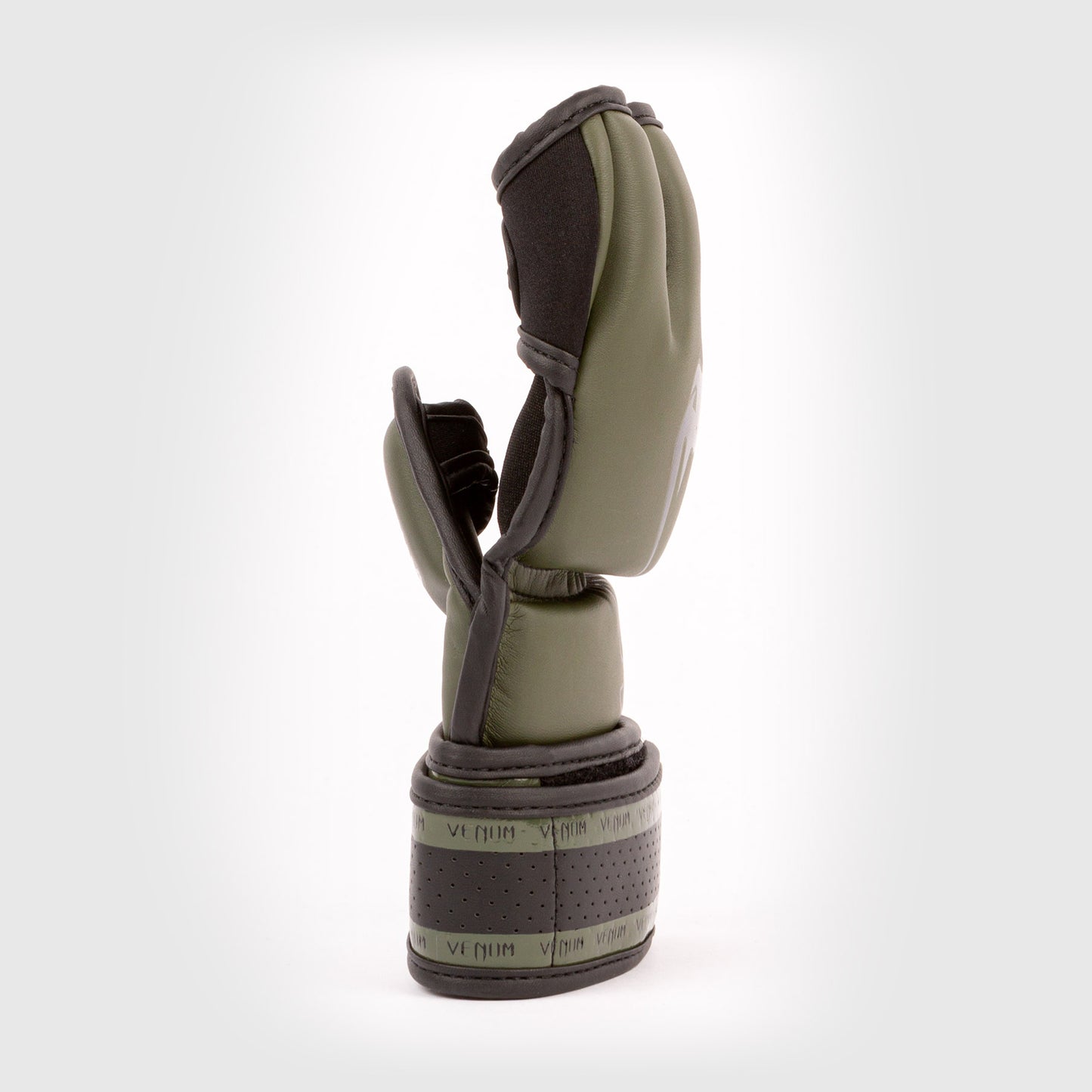 Venum Impact 2.0 MMA 글러브 – 카키/블랙
