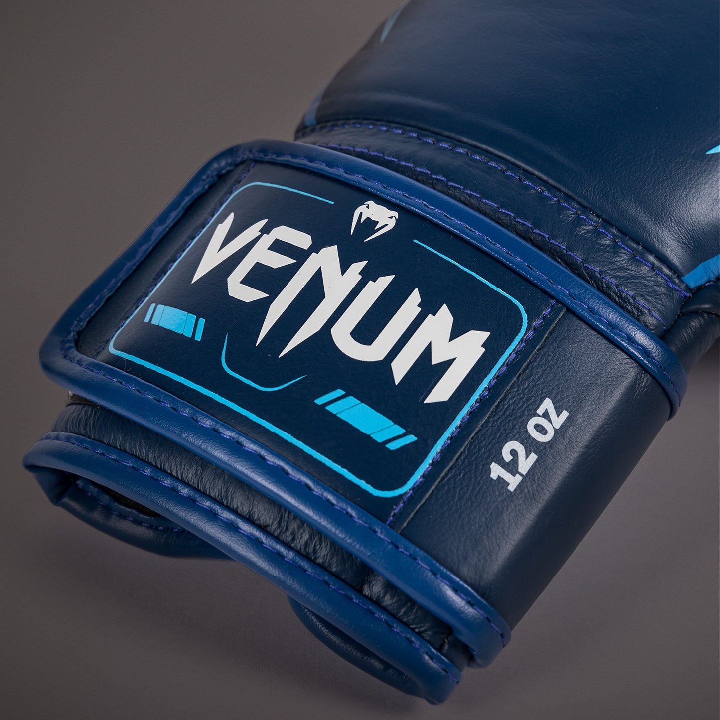 Venum x Top Rank Original Hammer 복싱 글러브 – 네이비 블루