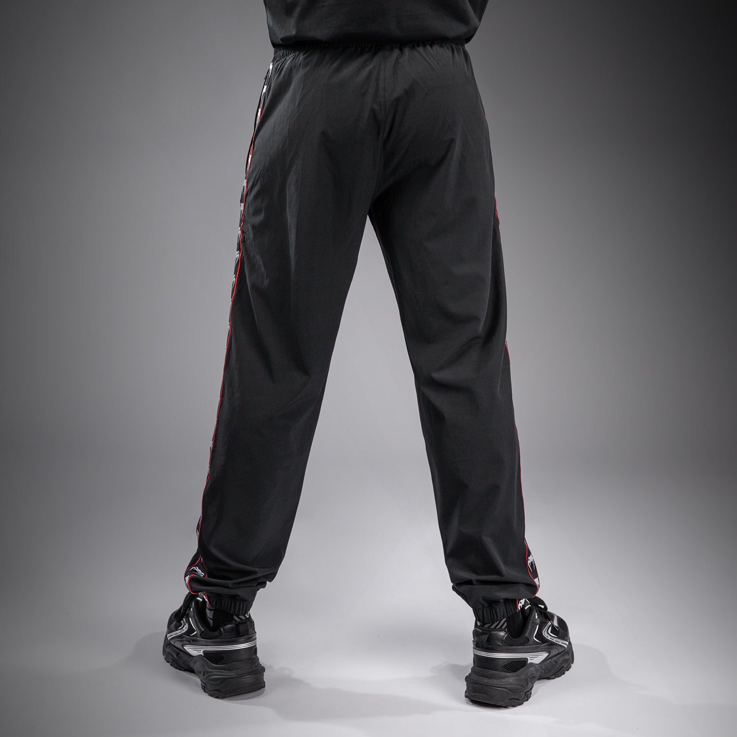 Venum 20th Anniversary 조깅 팬츠 – 블랙/레드