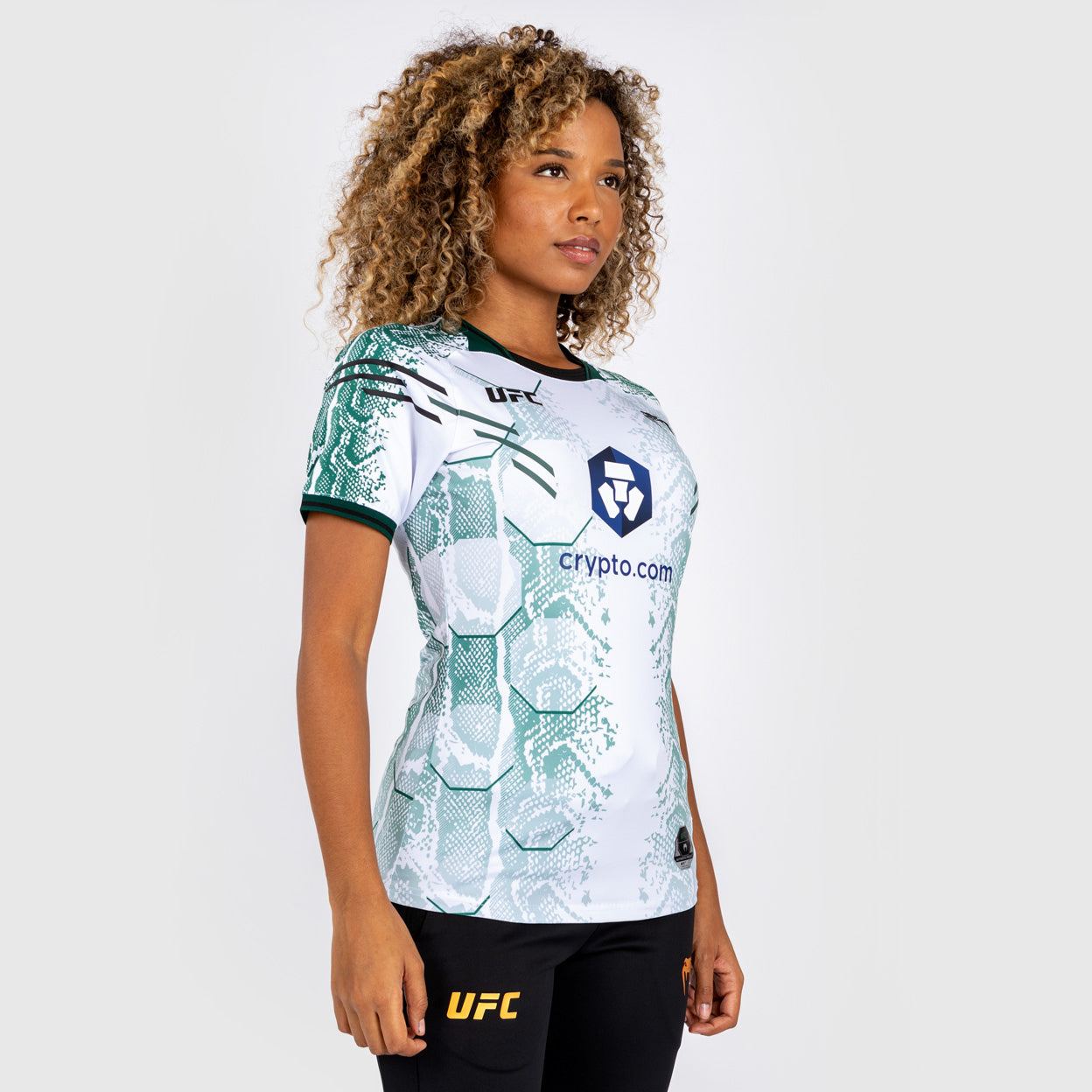 UFC Adrenaline by Venum Authentic Fight Night 여성 워크아웃 저지 – 에메랄드 에디션 – 화이트/그린