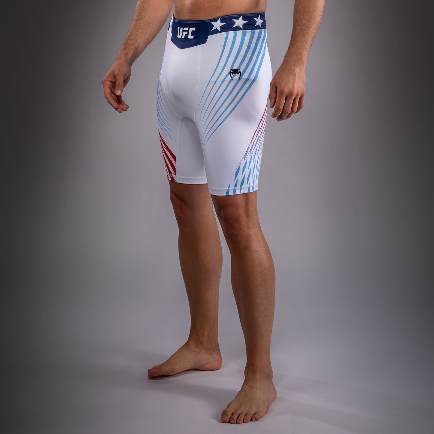 Official UFC Freedom 250 by Venum 남성용 Authentic Fight Night 발리 투도 쇼츠 - 화이트