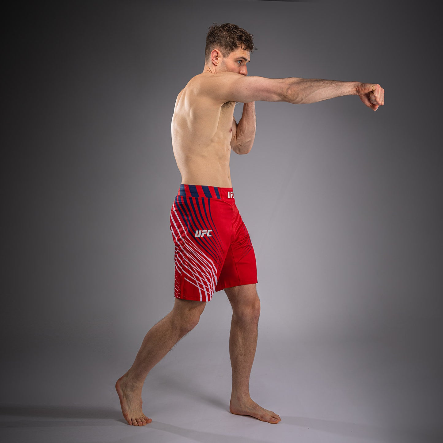Official UFC Freedom 250 by Venum 남성용 Authentic Fight Night 파이트 쇼츠 롱 핏 - 레드