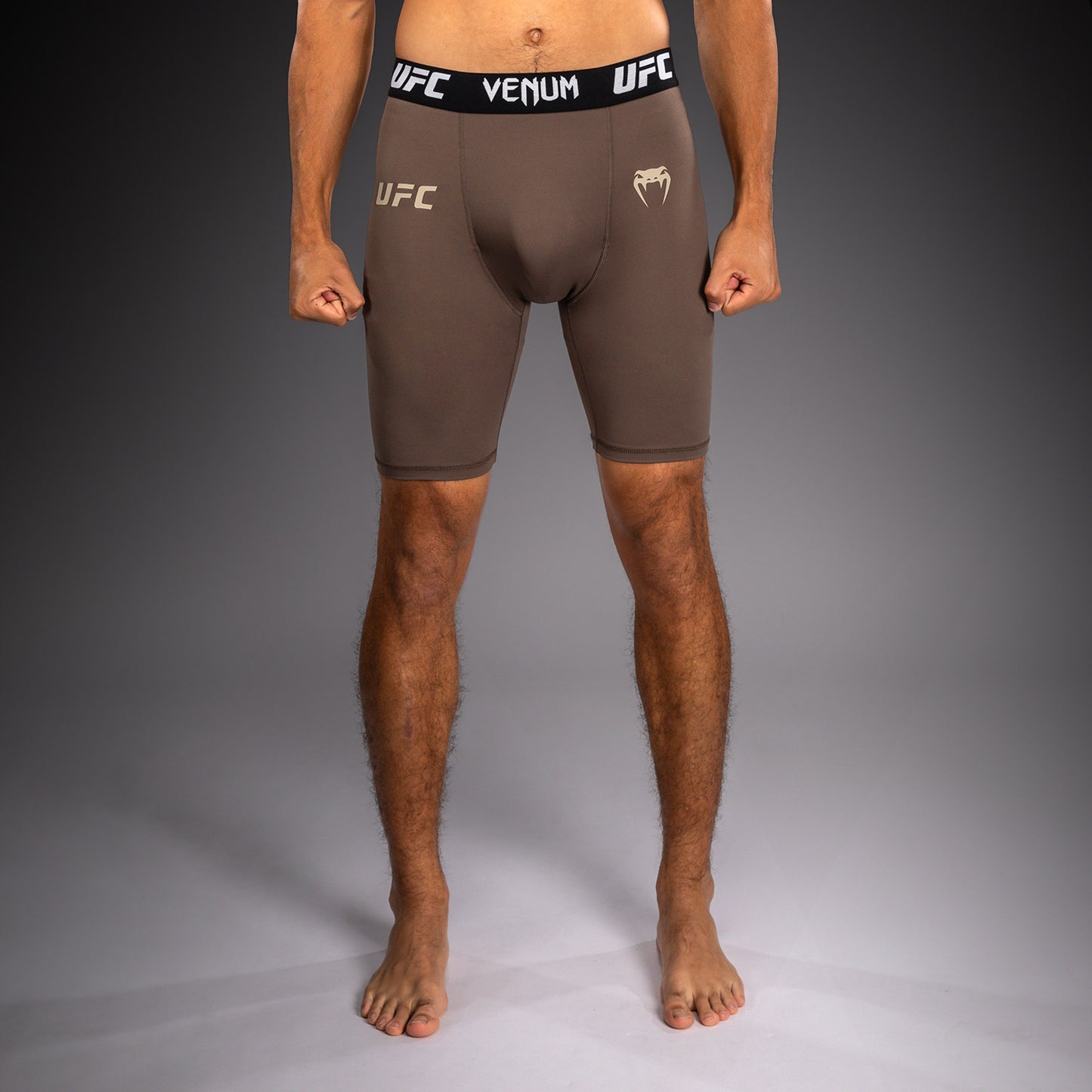 Venum UFC Unity by Venum Authentic Fight Week 남성 기능성 컴프레션 쇼츠 - 브라운