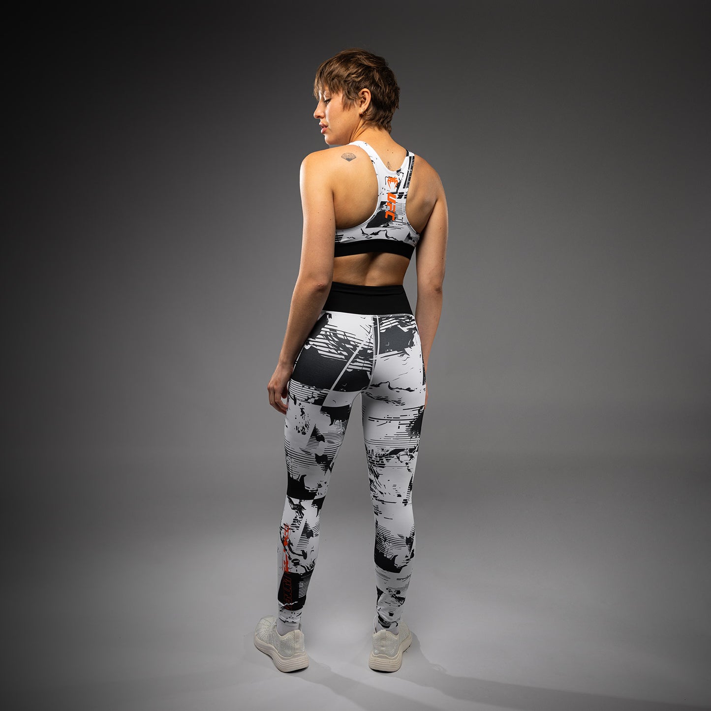 Women's UFC Zenith by Venum 화이트 오센틱 파이트 위크 레깅스
