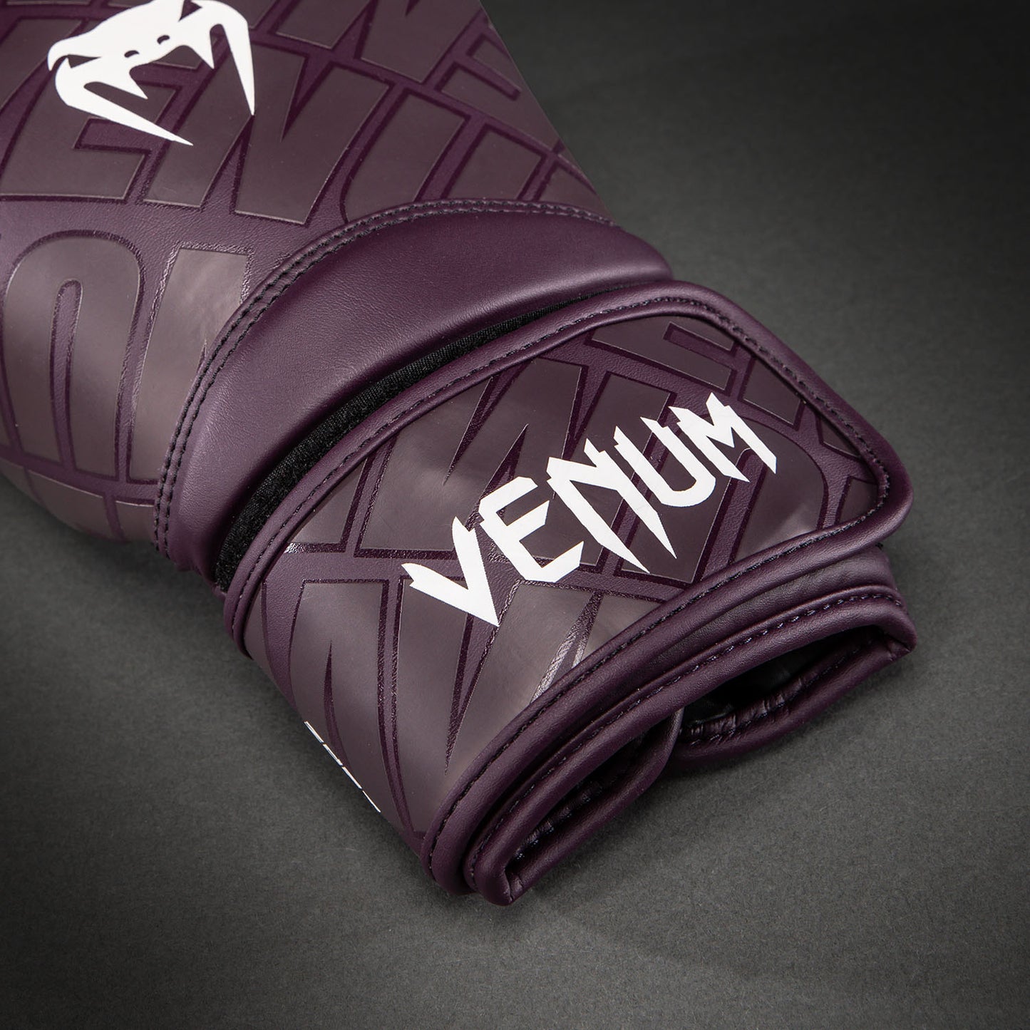 Venum Contender 1.5 XT 3D 복싱 글러브 - 다크 퍼플