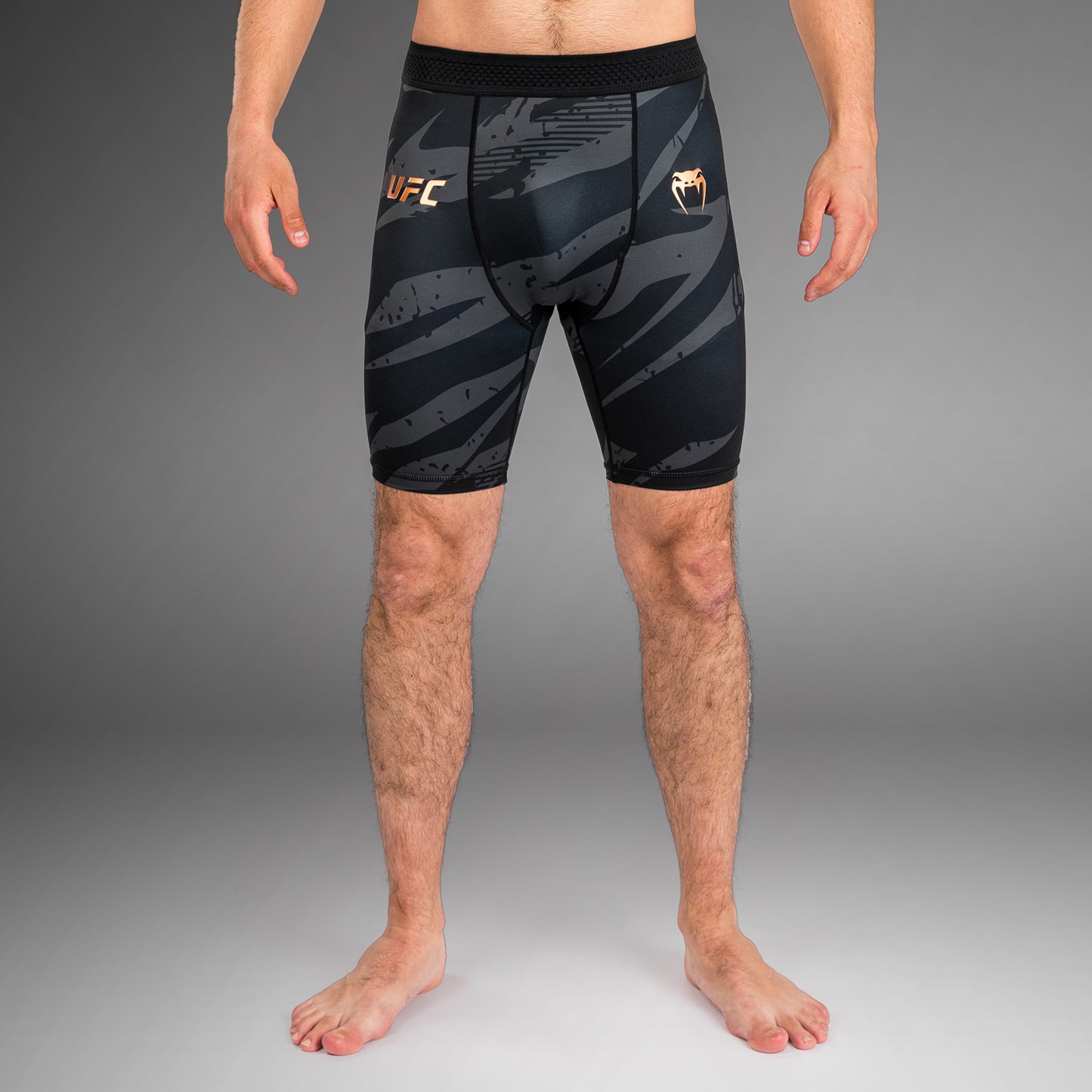 UFC Adrenaline by Venum Fight Week 남성용 발리 투도 쇼츠 – 어반 카모