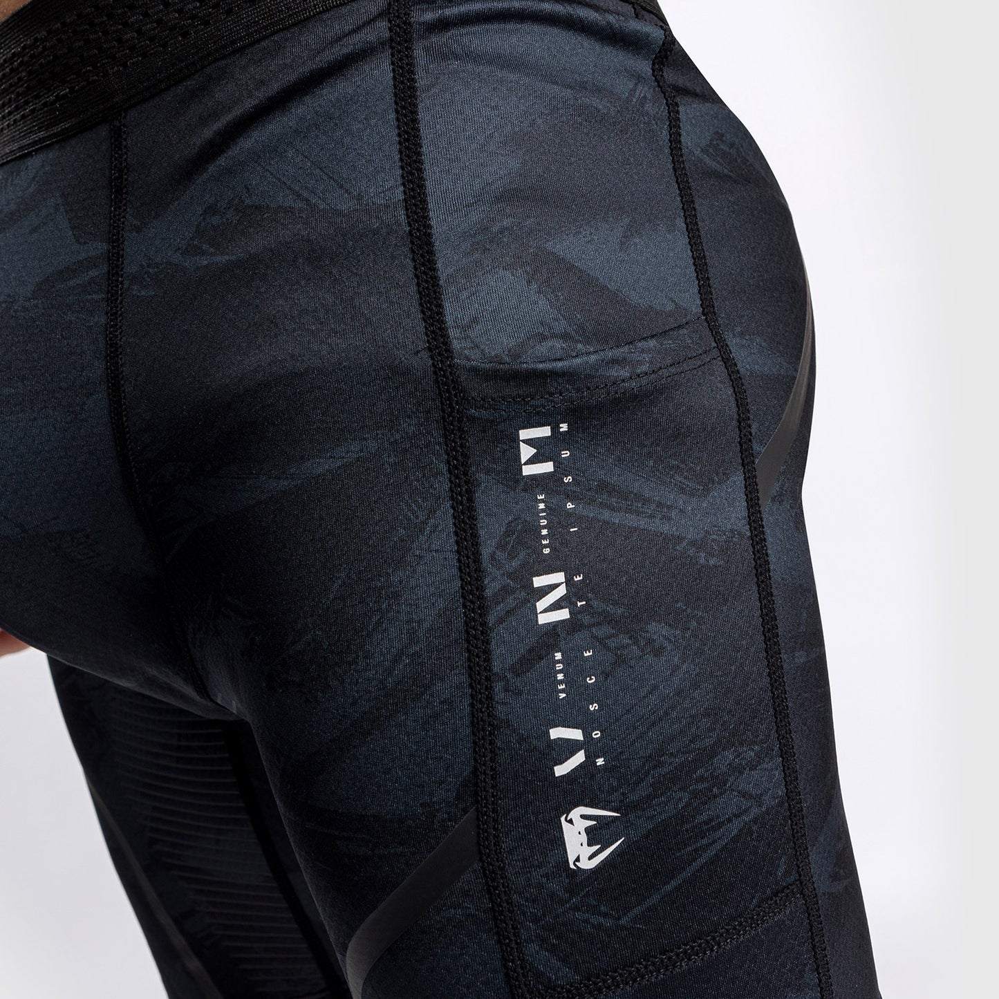 Venum Electron 3.0 발리 투도 쇼츠 – 블랙
