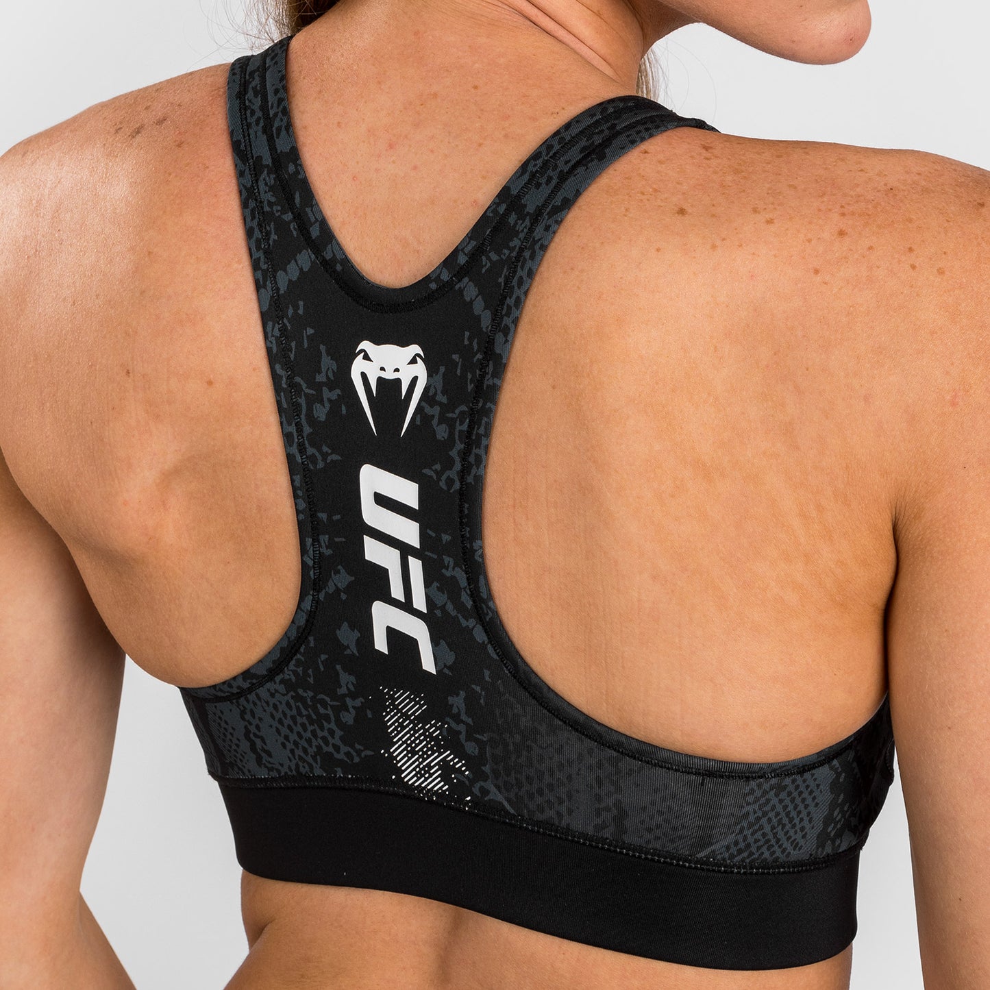 UFC Adrenaline by Venum Authentic Fight Night 여성용 스포츠 브라 – 블랙