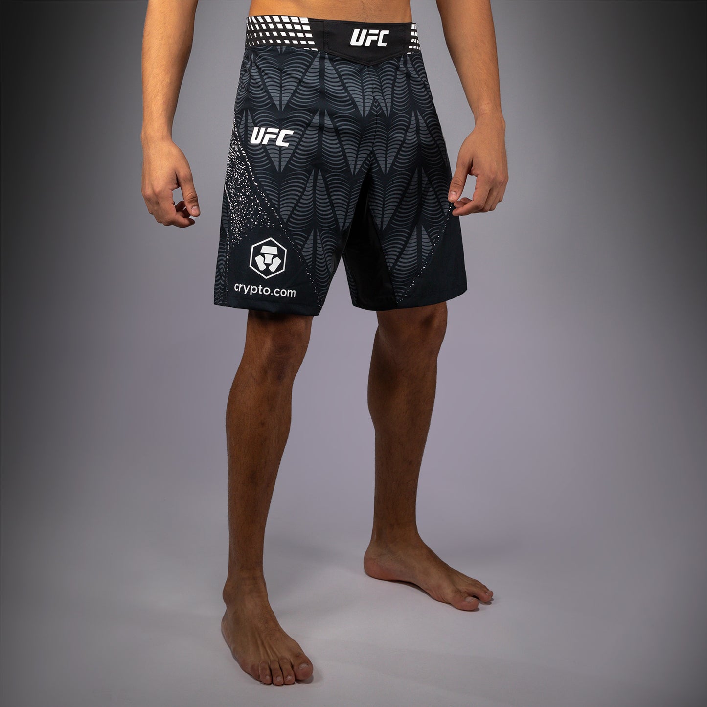 남성용 UFC Zenith by Venum 블랙 오센틱 파이트 나이트 롱 핏 파이트 쇼츠
