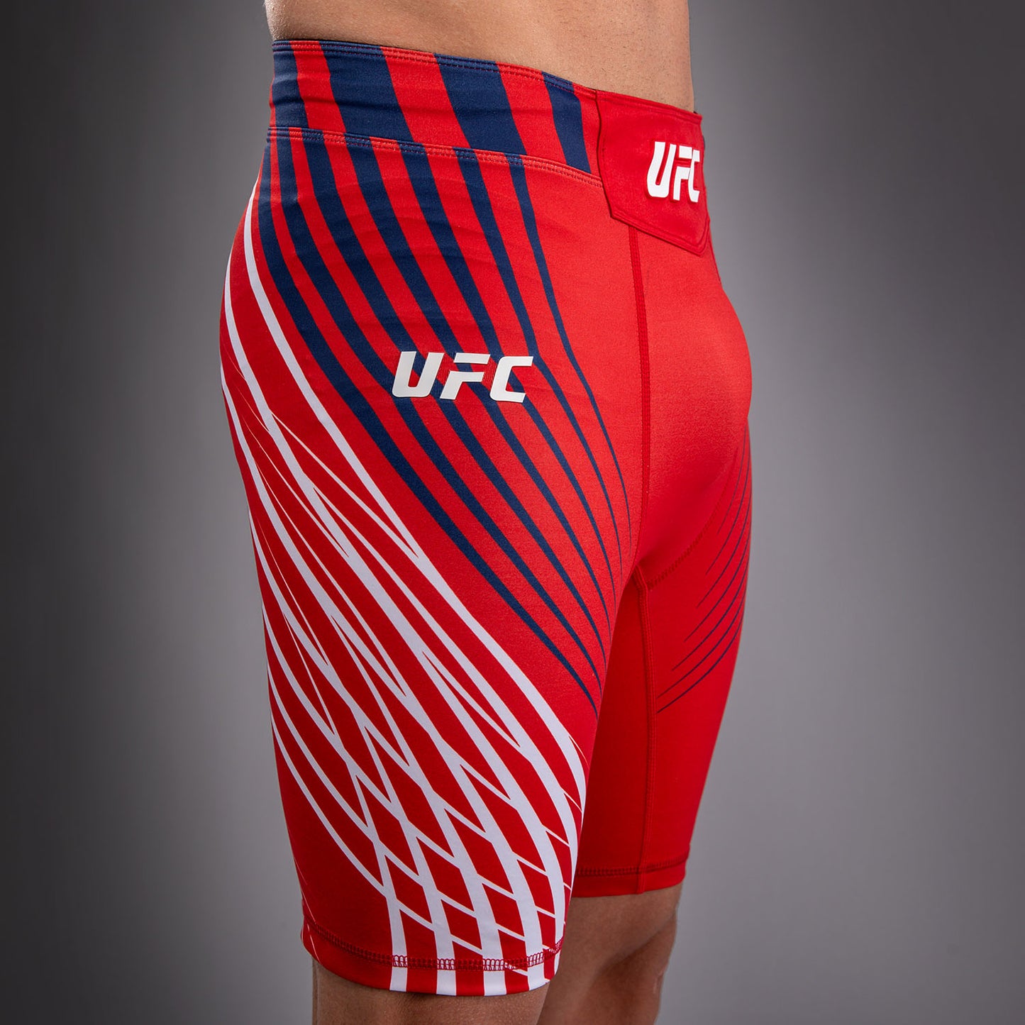 Official UFC Freedom 250 by Venum 남성용 Authentic Fight Night 발리 투도 쇼츠 - 레드