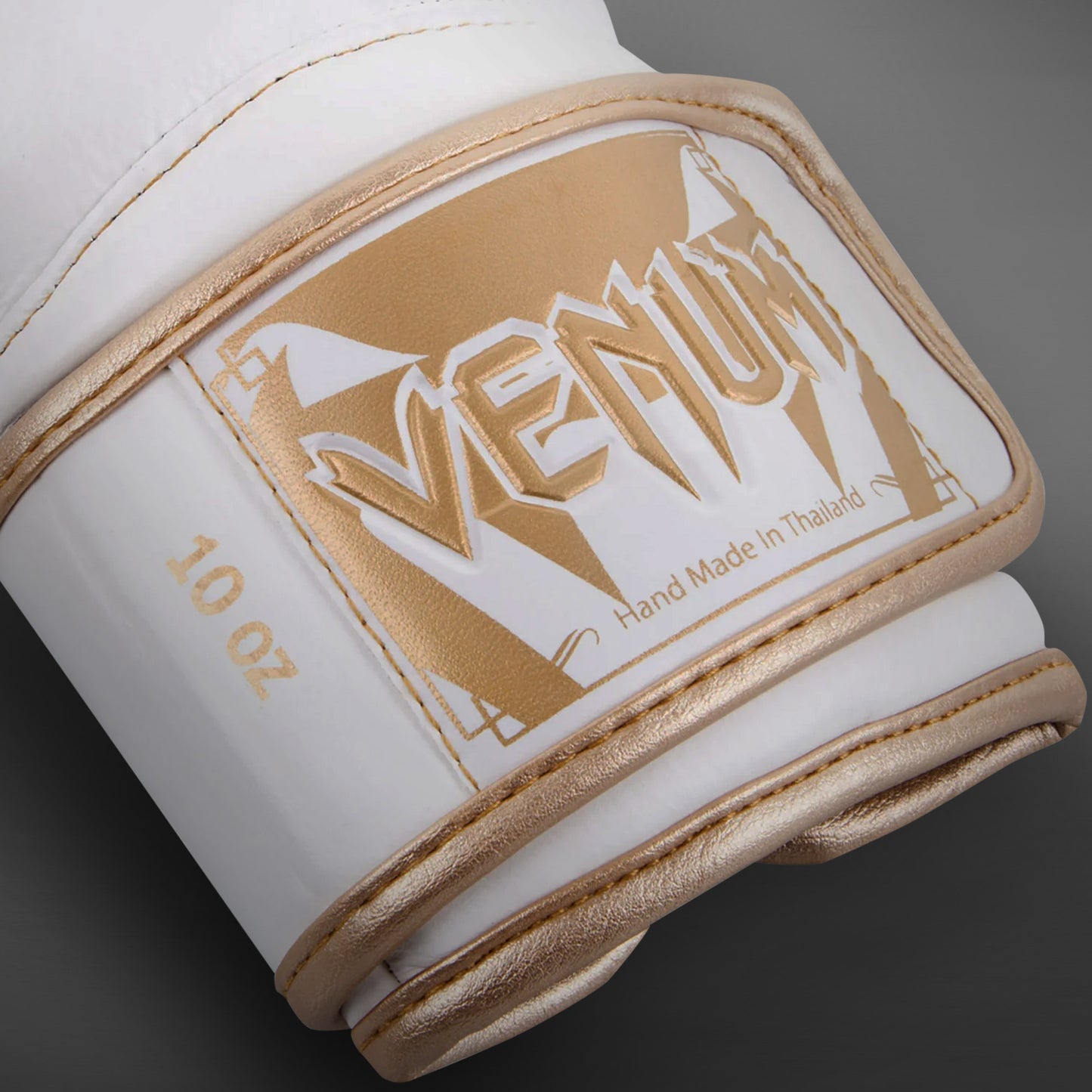 Venum Giant 3.0 복싱 글러브 – 나파 가죽 – 화이트/골드