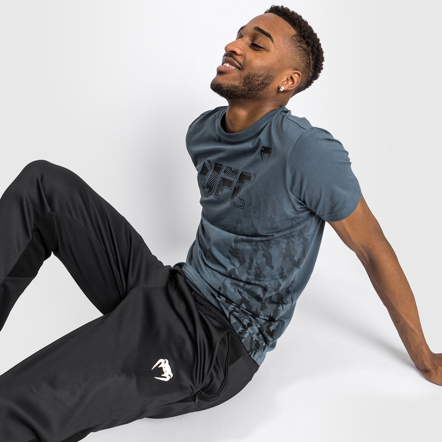 UFC Venum Authentic Fight Week 남성용 팬츠 – 블랙