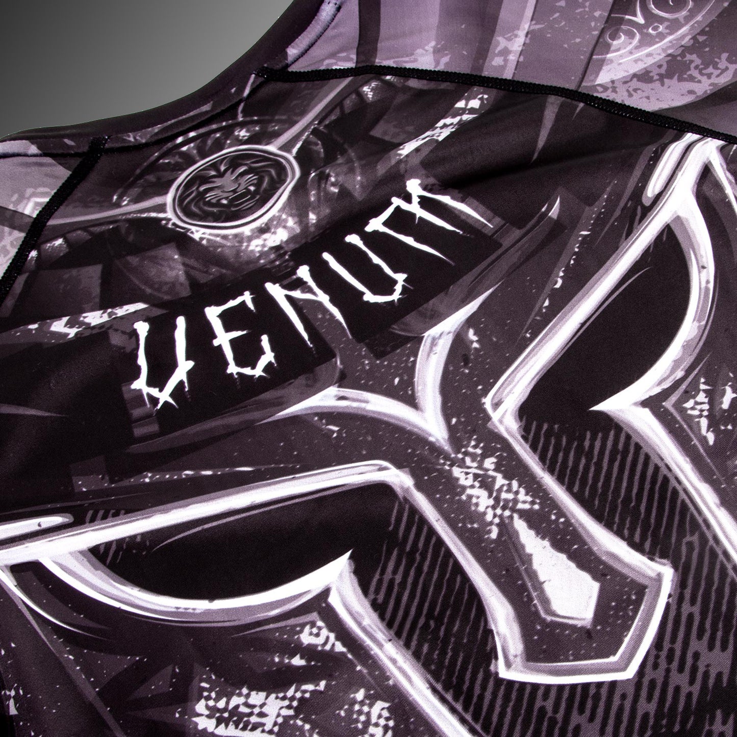Venum Gladiator 3.0 래쉬가드 – 블랙/화이트 – 반팔