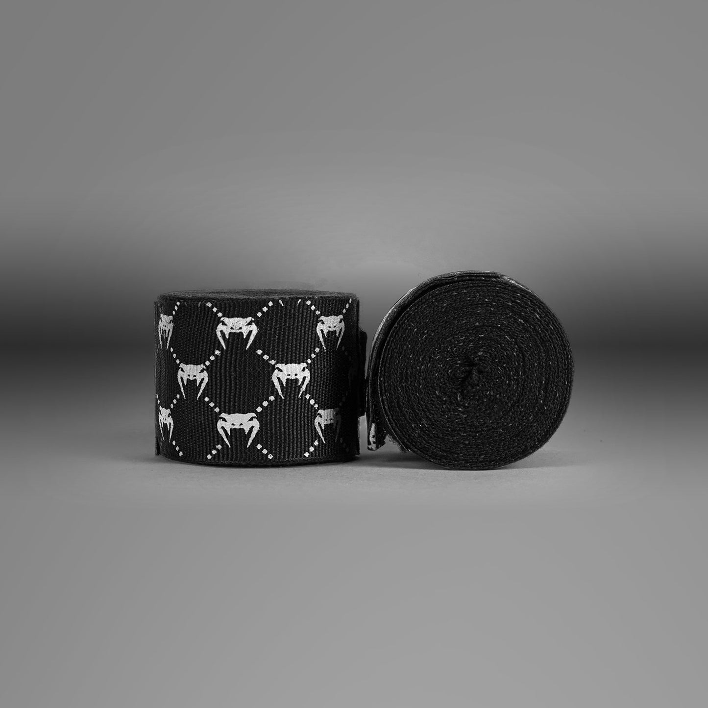 Venum Kontact Evo 모노그램 복싱 핸드랩 – 블랙/화이트