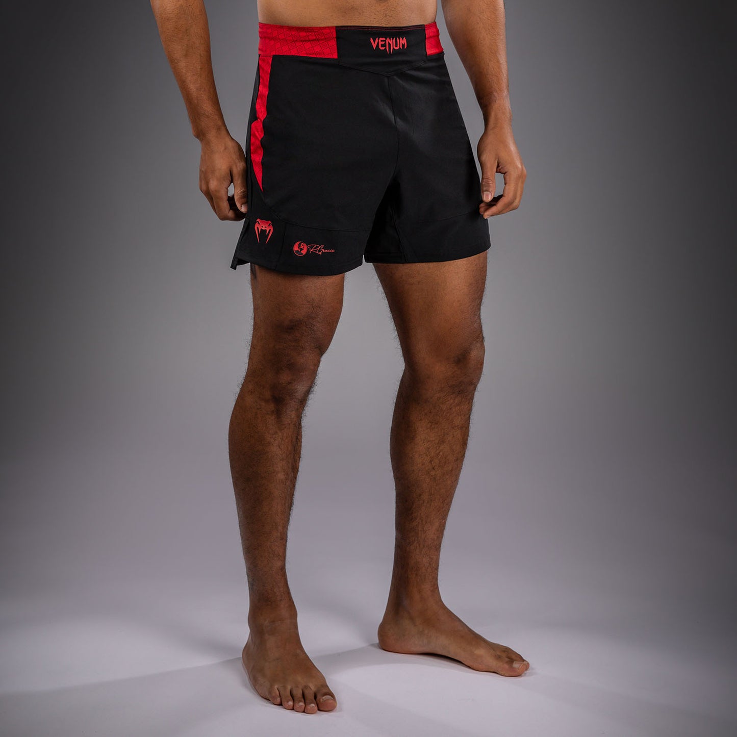 Venum X Roger Gracie Academy 파이트 쇼츠 – 블랙/레드