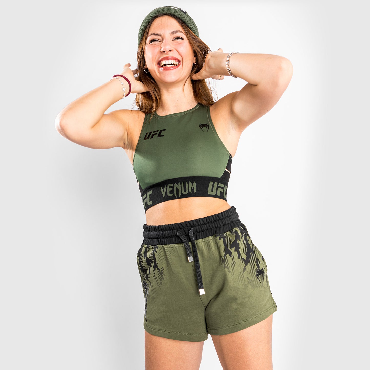 Venum UFC Authentic Fight Week 여성 계체용 스포츠 브라 – 카키